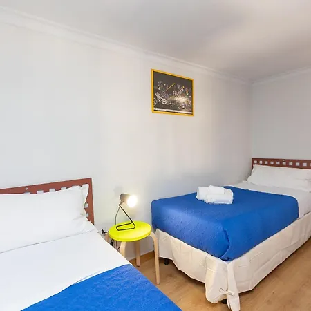 Colosseum Bright Two Bedroom Апартаменты *