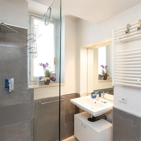 Lägenhet Colosseum Bright Two Bedroom