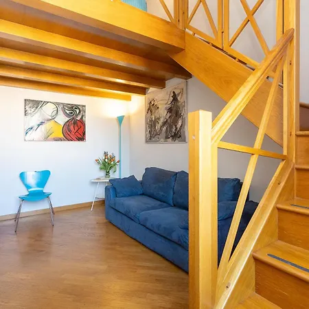 Colosseum Bright Two Bedroom