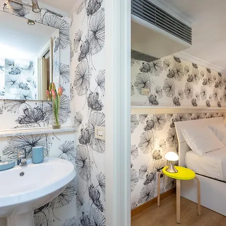 Colosseum Bright Two Bedroom