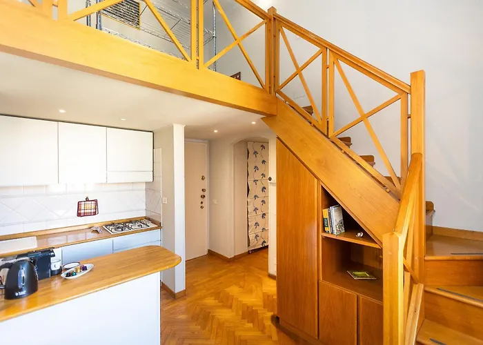 Apartment Colosseum Bright Two Bedroom Rome